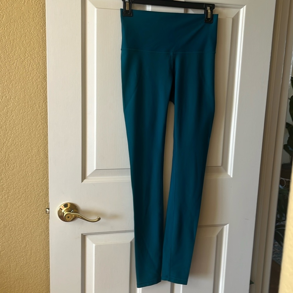 Women’s Lululemon leggings